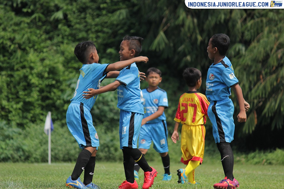 playoff u9 1 juli 2018 salfas soccer vs parung soccer school