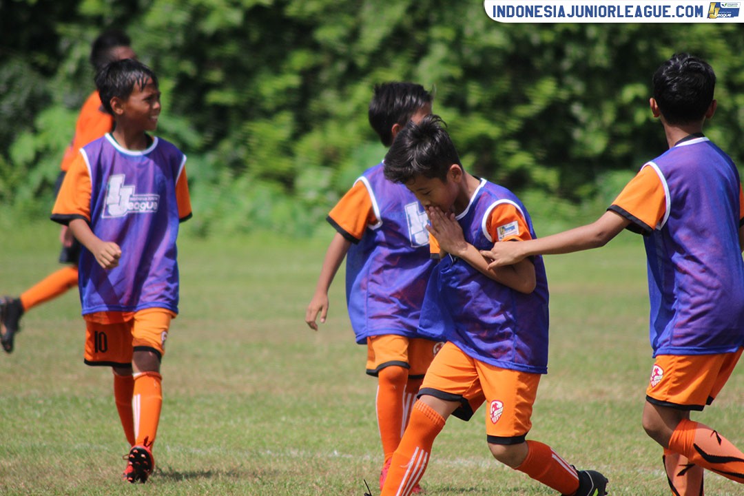 u11 11 maret 2018 fu15fa bina sentra vs tik tak football first