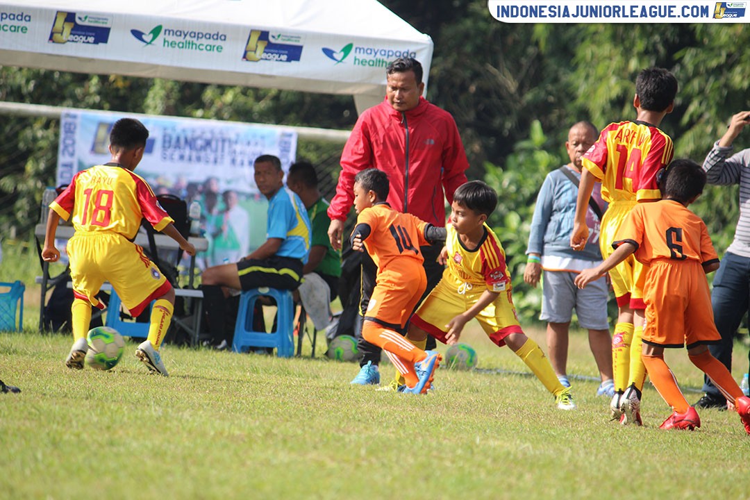 u11 11 maret 2018 salfas soccer vs tik tak football first