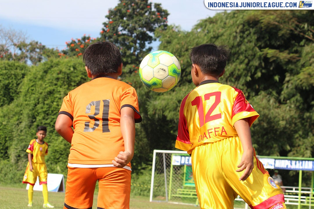 u11 11 maret 2018 salfas soccer vs tik tak football first