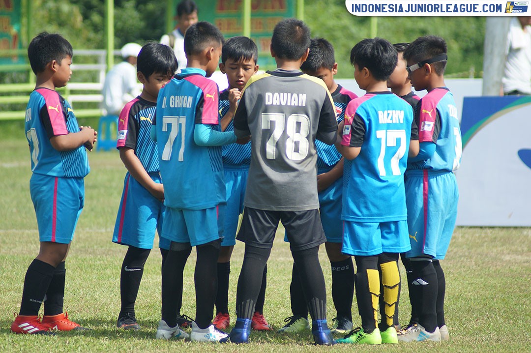 u11 11 maret 2018 serpong city ss vs villa 2000
