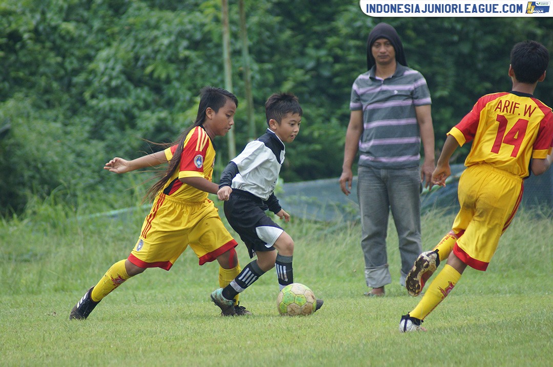 u11 22 april 2018 all star galapuri vs salfas soccer