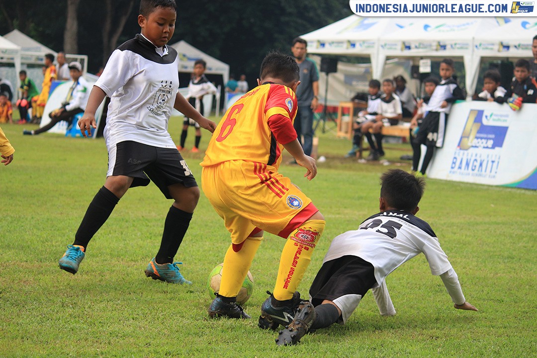 u11 22 april 2018 all star galapuri vs salfas soccer