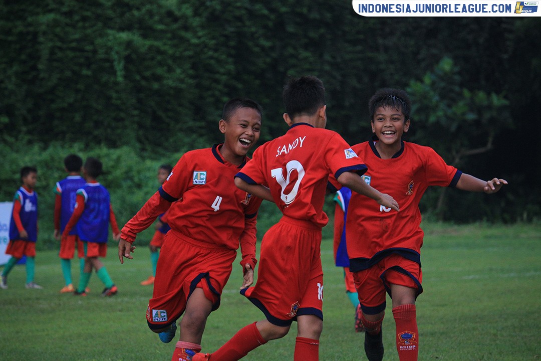 u11 22 april 2018 asiop apacinti vs mprivate soccer