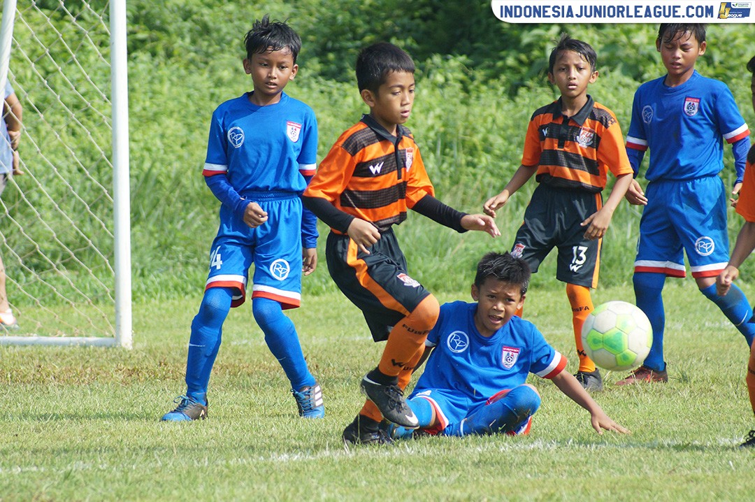 u11 22 april 2018 fu15fa bina sentra vs gelora poetra fc