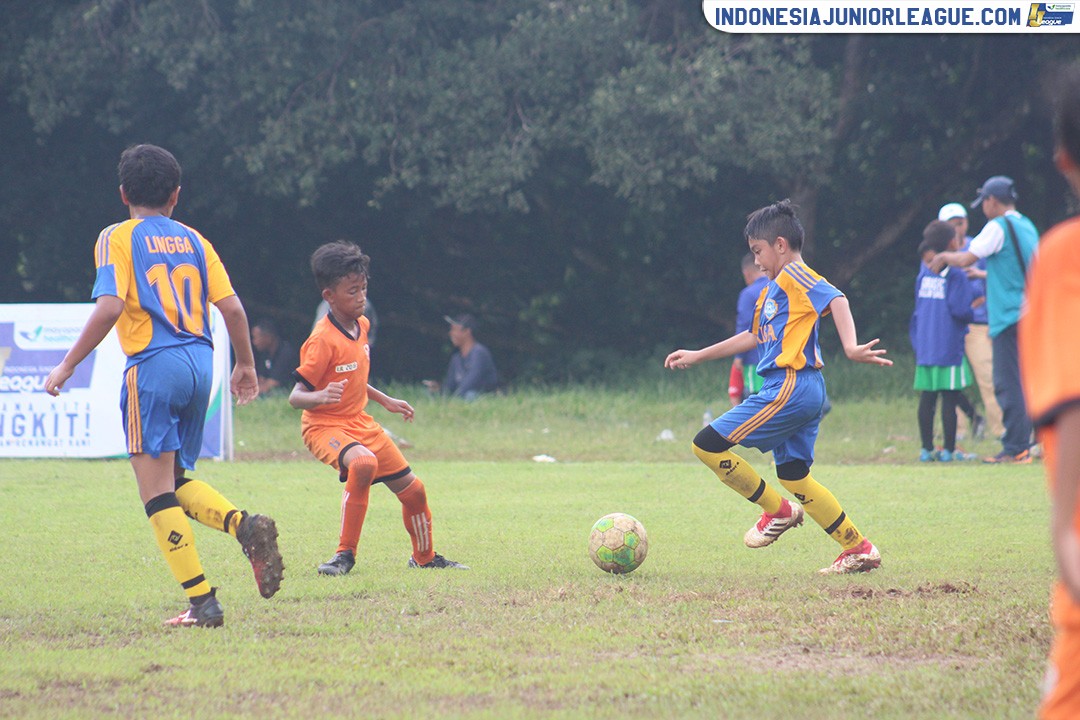 u11 22 april 2018 maisa bekasi vs tiktak football first