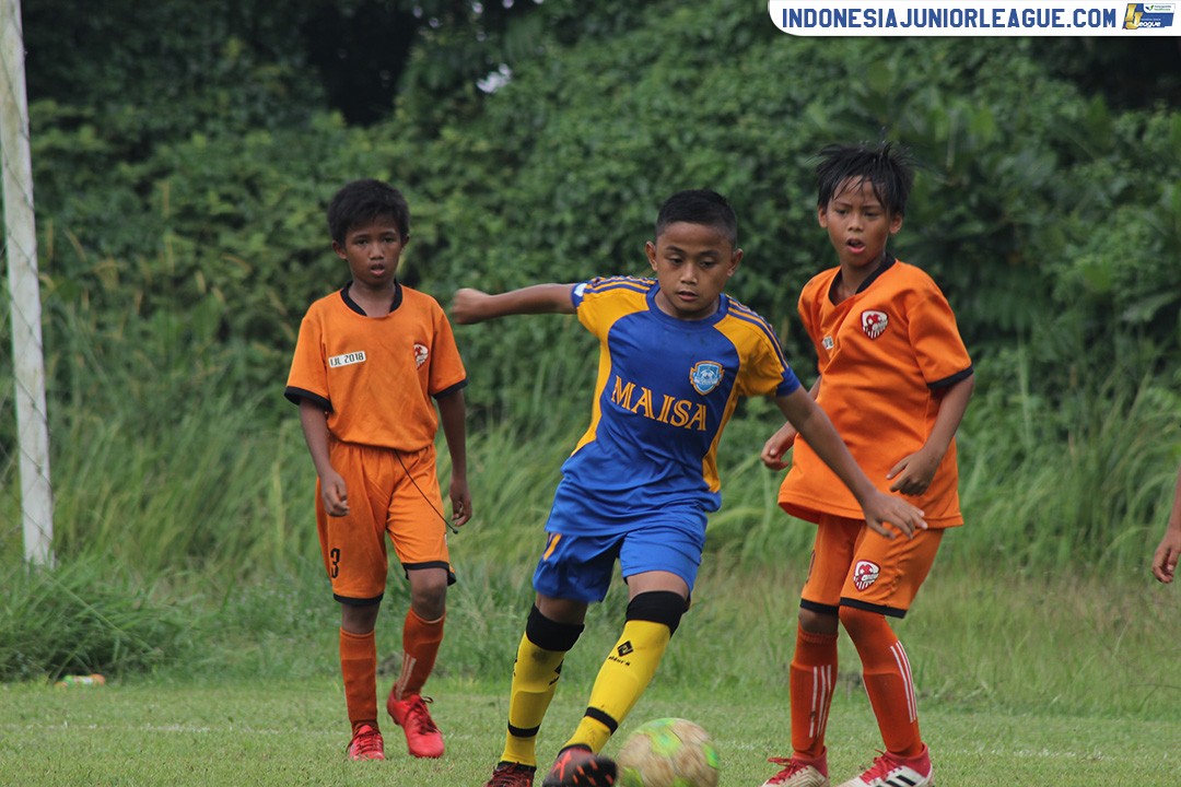 u11 22 april 2018 maisa bekasi vs tiktak football first