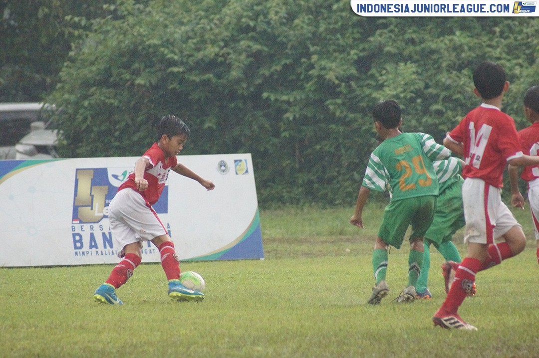 u11 22 april 2018 ragunan soccer school vs indonesia rising star