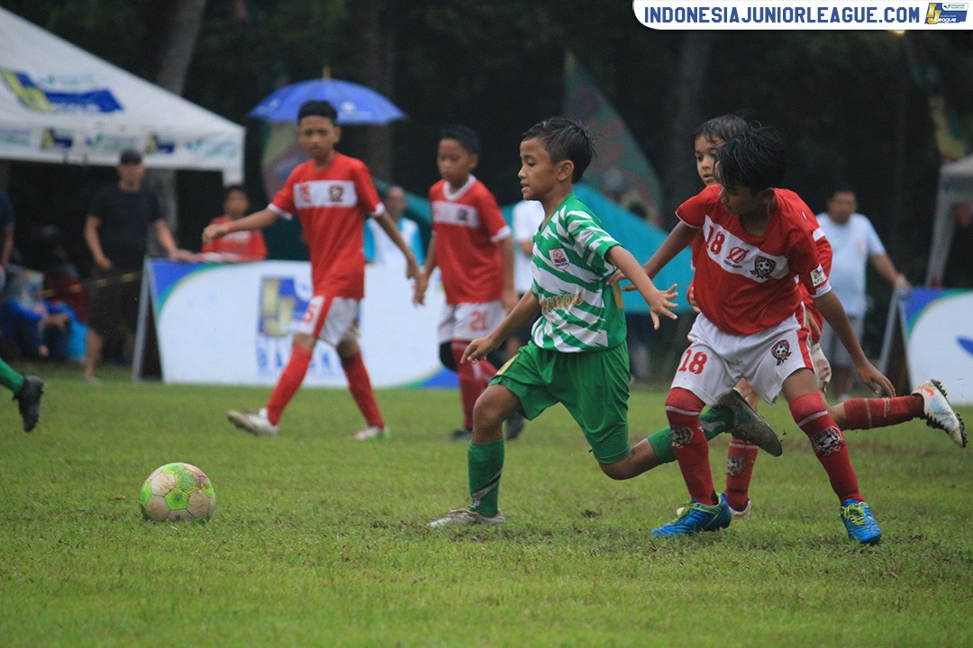 u11 22 april 2018 ragunan soccer school vs indonesia rising star