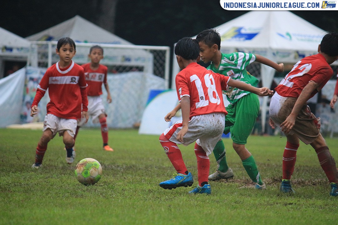 u11 22 april 2018 ragunan soccer school vs indonesia rising star