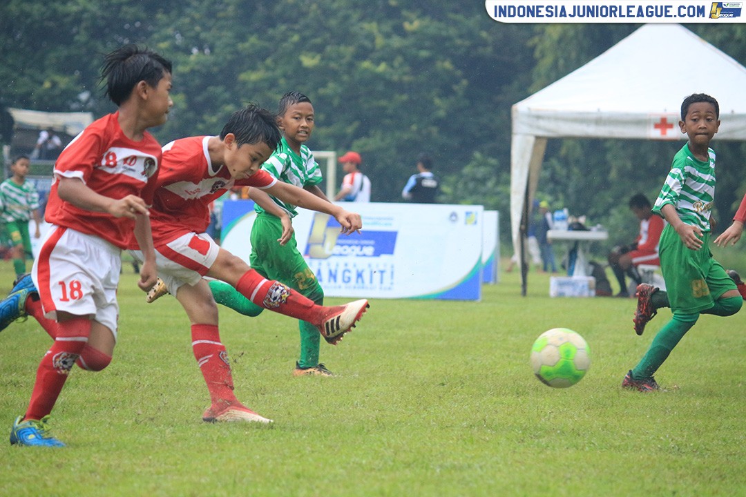 u11 22 april 2018 ragunan soccer school vs indonesia rising star