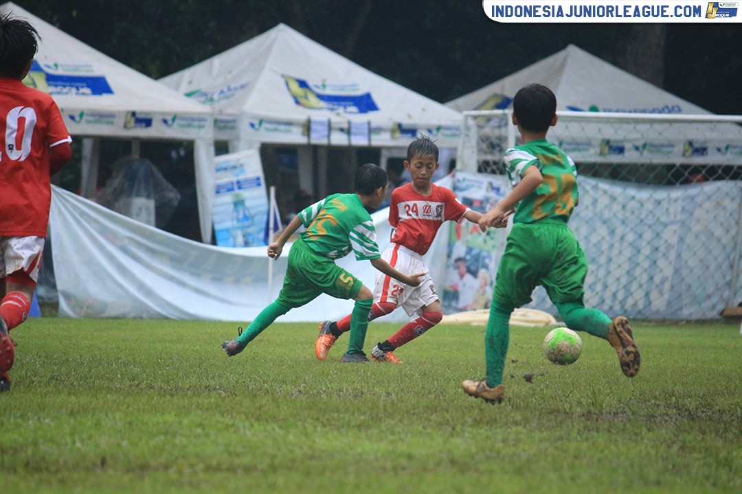 u11 22 april 2018 ragunan soccer school vs indonesia rising star