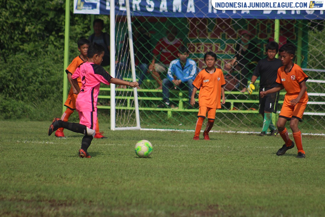 u11 22 april 2018 serpong jaya vs tiktak football first