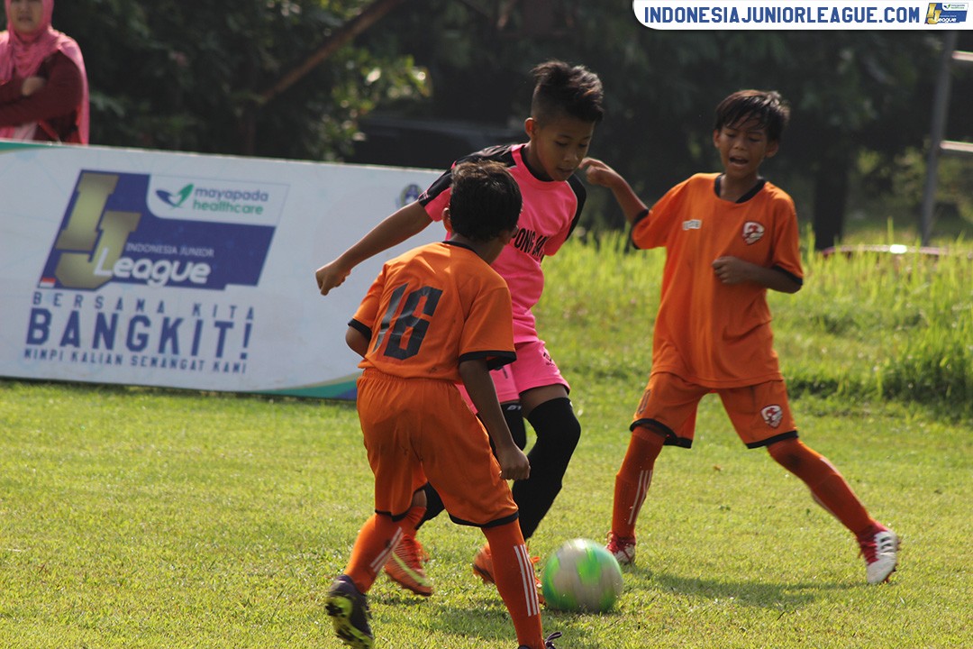 u11 22 april 2018 serpong jaya vs tiktak football first