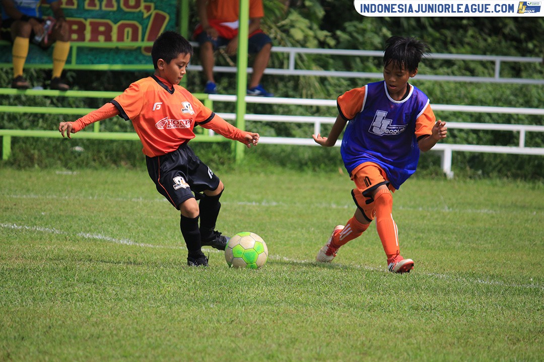u11 22 april 2018 villa 2000 fc vs tiktak football first
