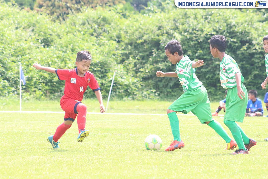 u11 8 april 2018 asiop apacinti vs ragunan soccer school