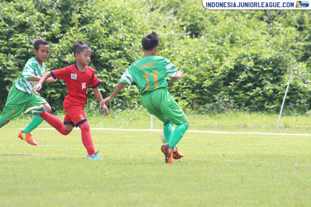 u11 8 april 2018 asiop apacinti vs ragunan soccer school