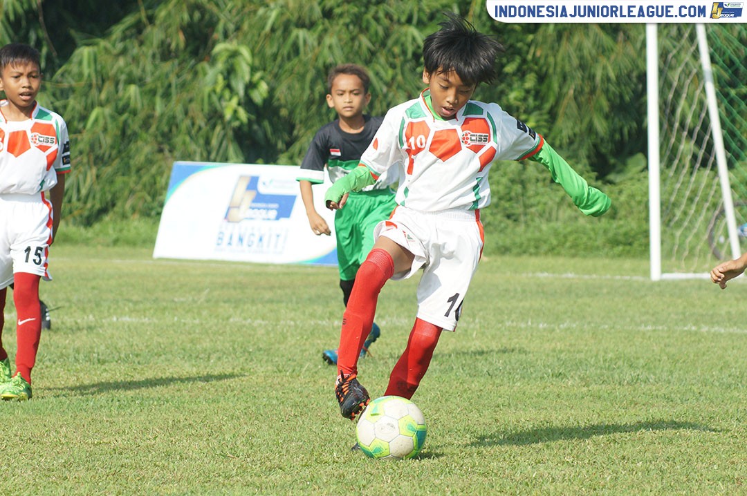u11 8 april 2018 giras fc vs ciss soccer skill