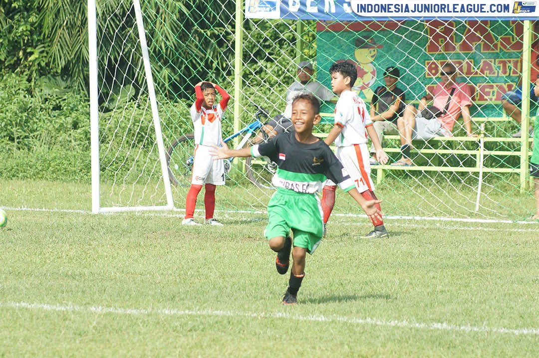 u11 8 april 2018 giras fc vs ciss soccer skill