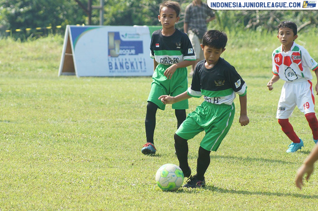 u11 8 april 2018 giras fc vs ciss soccer skill