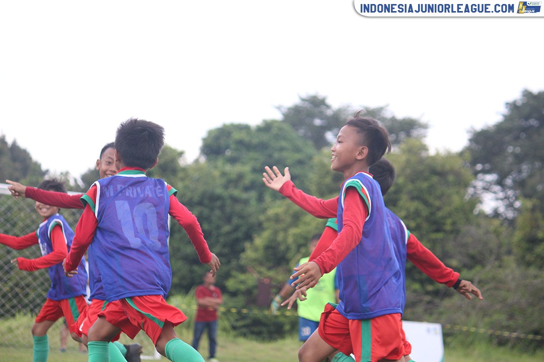 u11 8 april 2018 indonesia rising star vs mprivate soccer