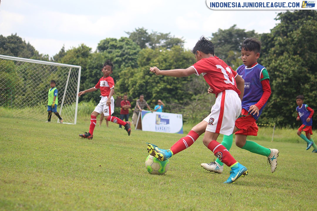 u11 8 april 2018 indonesia rising star vs mprivate soccer