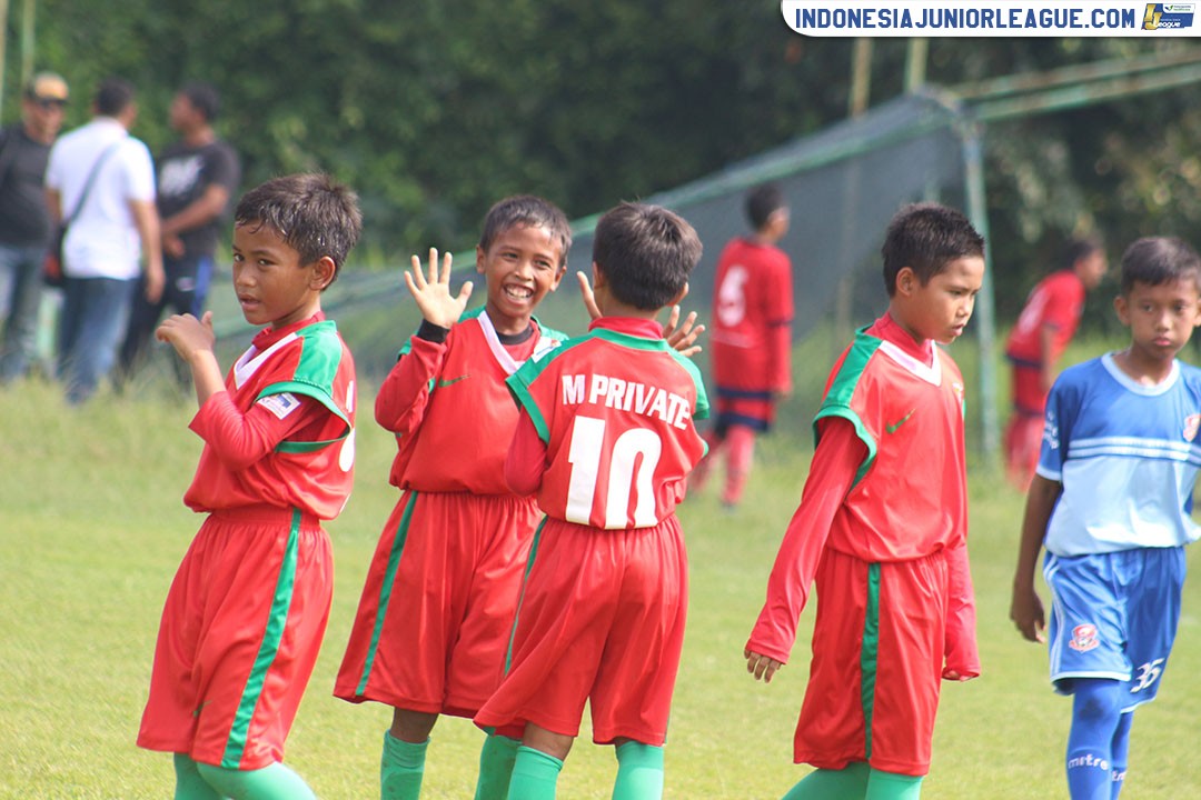 u11 8 april 2018 mprivate soccer vs pelita jaya