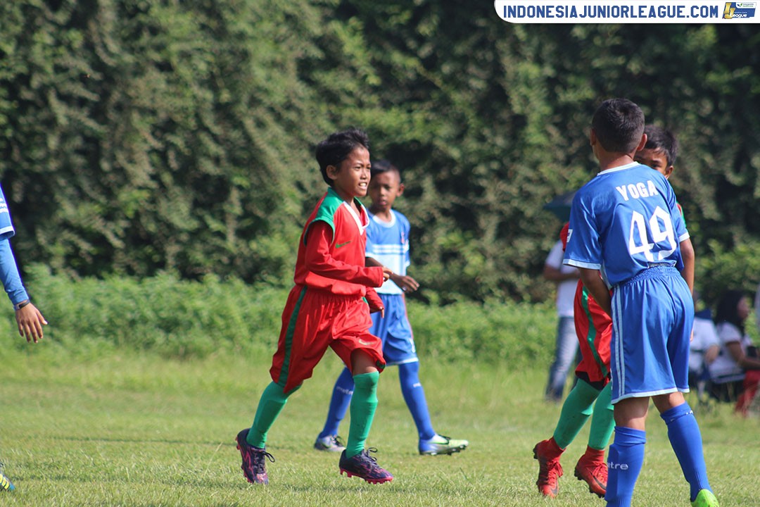 u11 8 april 2018 mprivate soccer vs pelita jaya