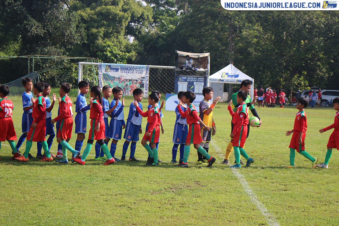 u11 8 april 2018 mprivate soccer vs pelita jaya