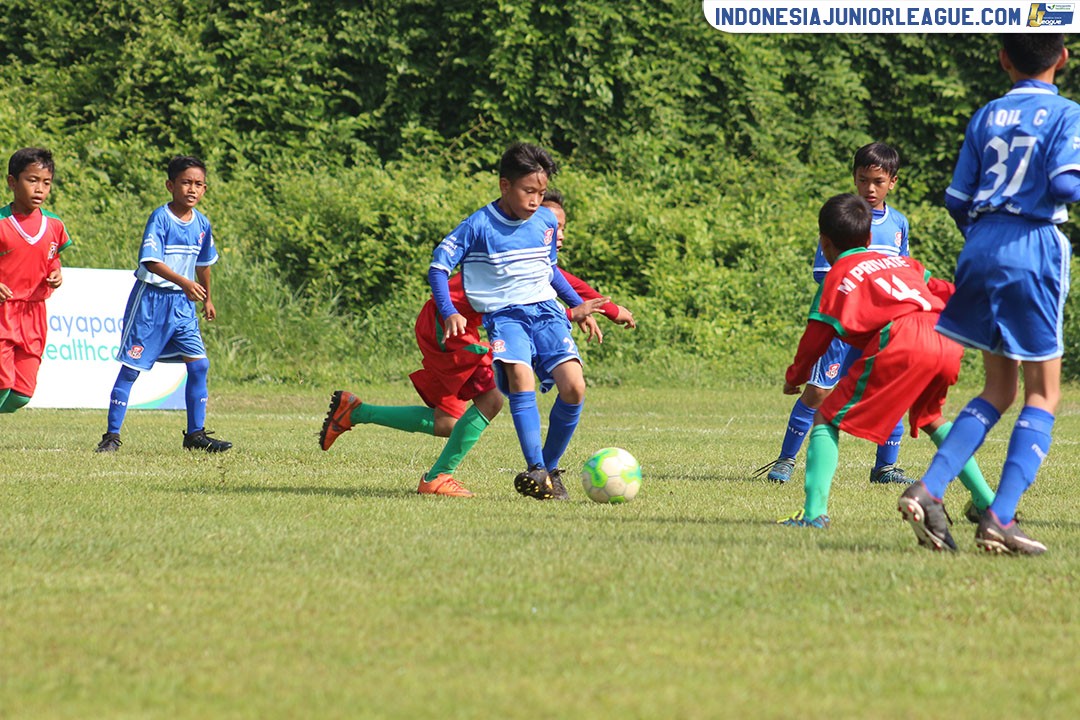 u11 8 april 2018 mprivate soccer vs pelita jaya