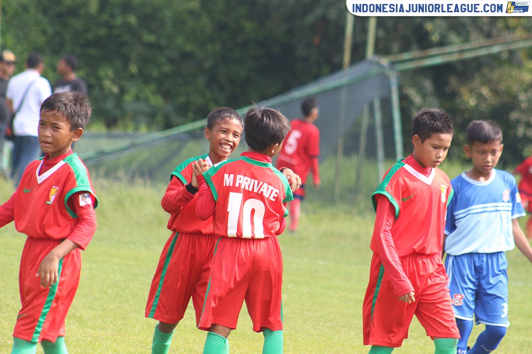 u11 8 april 2018 mprivate soccer vs pelita jaya