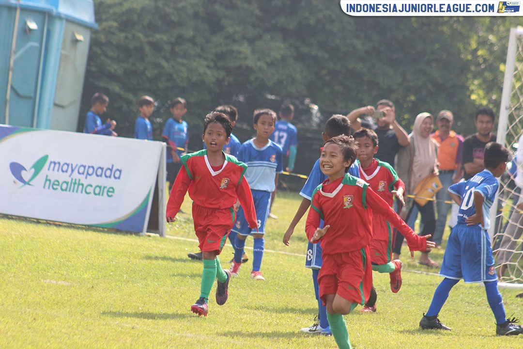 u11 8 april 2018 mprivate soccer vs pelita jaya