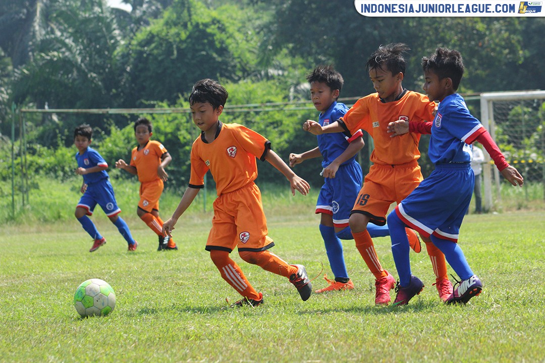 u11 8 july 2018 gelora poetra vs tik tak football first