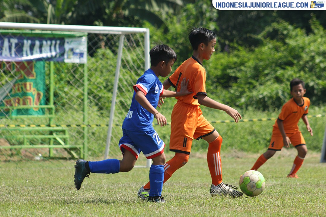 u11 8 july 2018 gelora poetra vs tik tak football first
