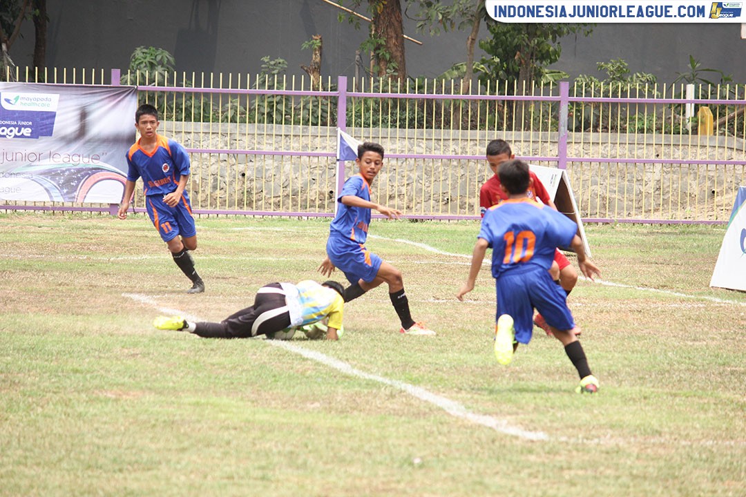 u13 141018 garecs 1978 vs satria muda football academy