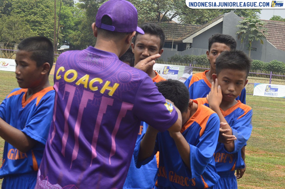 u13 141018 garecs 1978 vs satria muda football academy