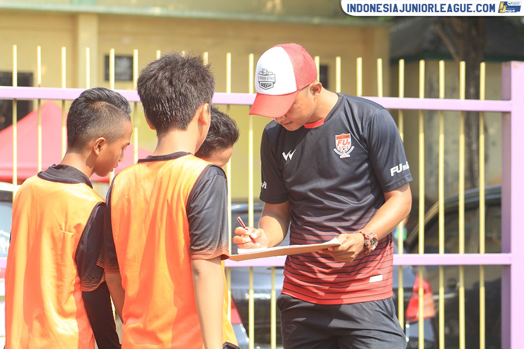 u13 211018 fu15fa bina sentra vs ciss soccer skill