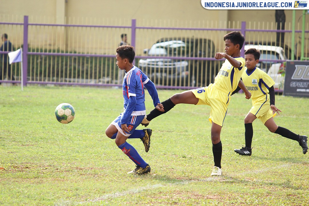 u13 211018 salfas soccer vs b 24 habs