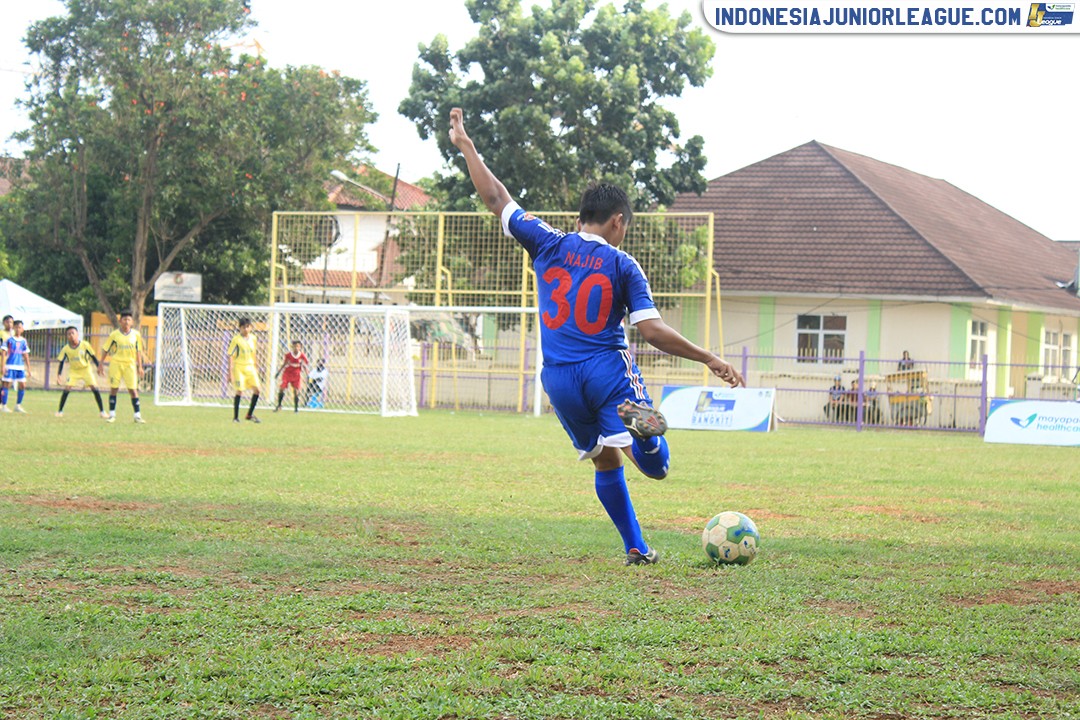 u13 211018 salfas soccer vs b 24 habs