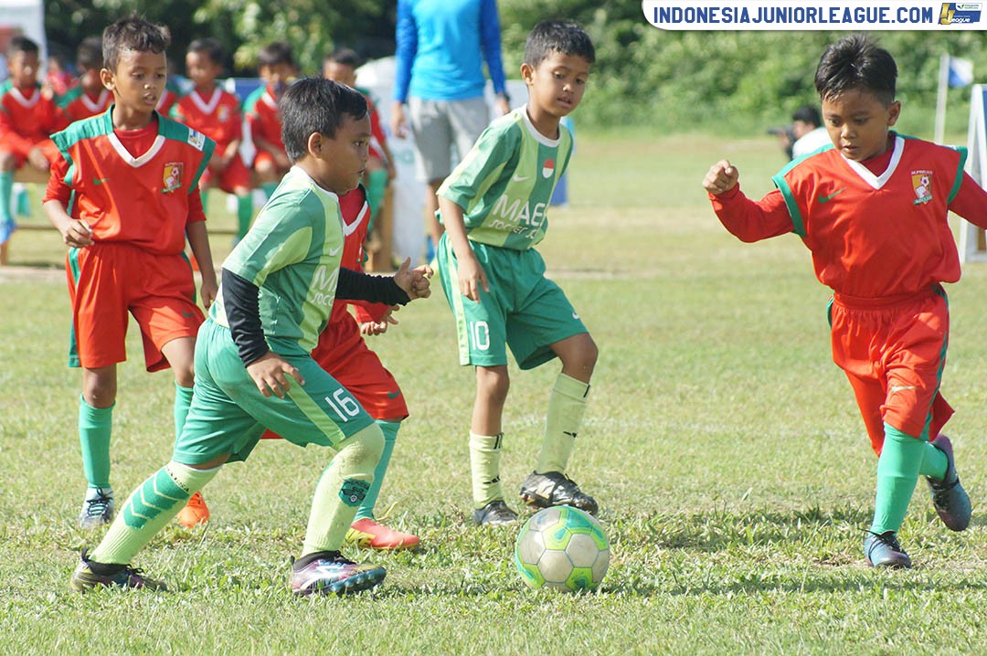 u9 1 april 2018 mprivate soccer vs maesa cijantung