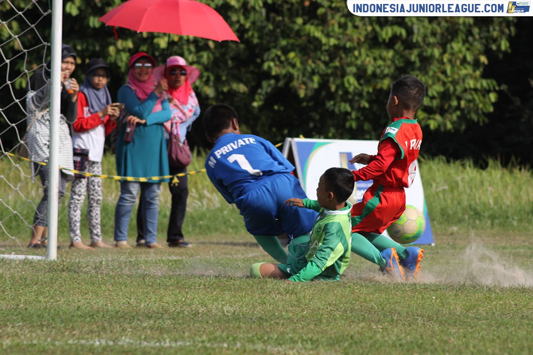u9 1 april 2018 mprivate soccer vs maesa cijantung