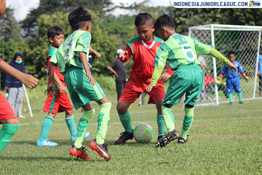 u9 1 april 2018 mprivate soccer vs maesa cijantung