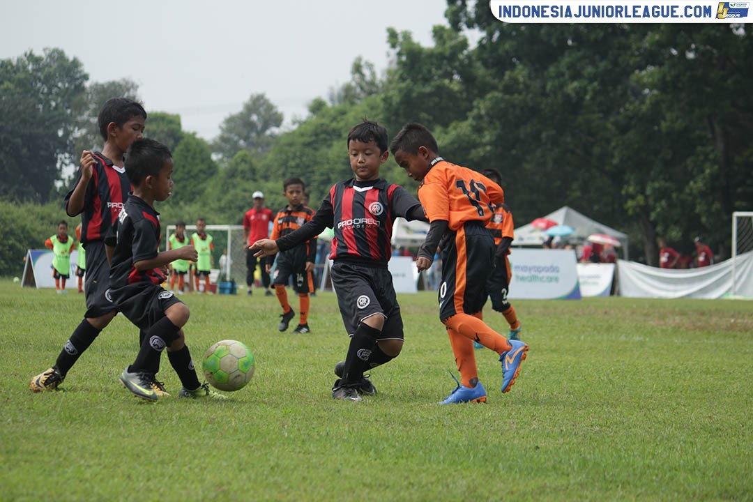 u9 15 april 2018 fu15fa bina sentra vs prodirect academy