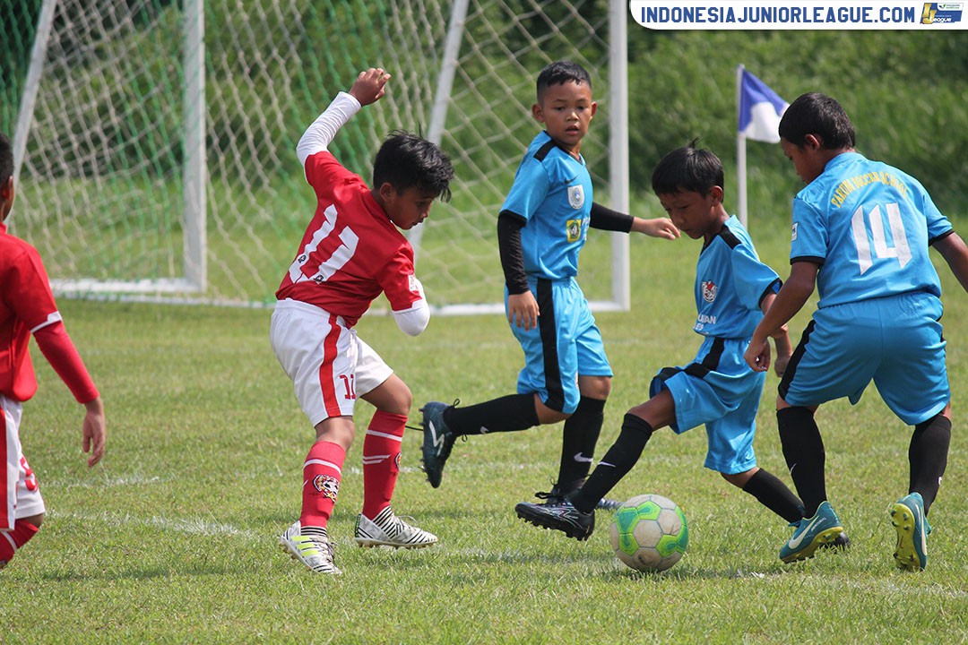 u9 18 mar 2018 indonesia rising star vs parung soccer school